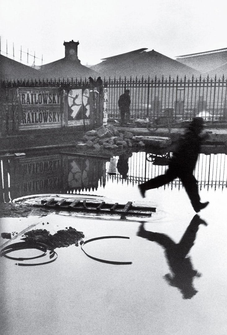 Fotografía "Tras la estación St. Lazare (1932)"